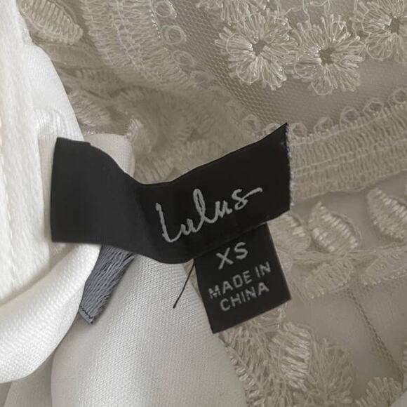 LULU'S XS Follow My Heart Ivory Lace Sleeveless Wide-Leg Jumpsuit *flaw B34 - Picture 7 of 10